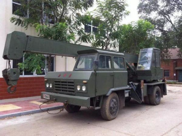 双峰县吊车出租电话_吊车租赁使用中如何给吊车找准吊点